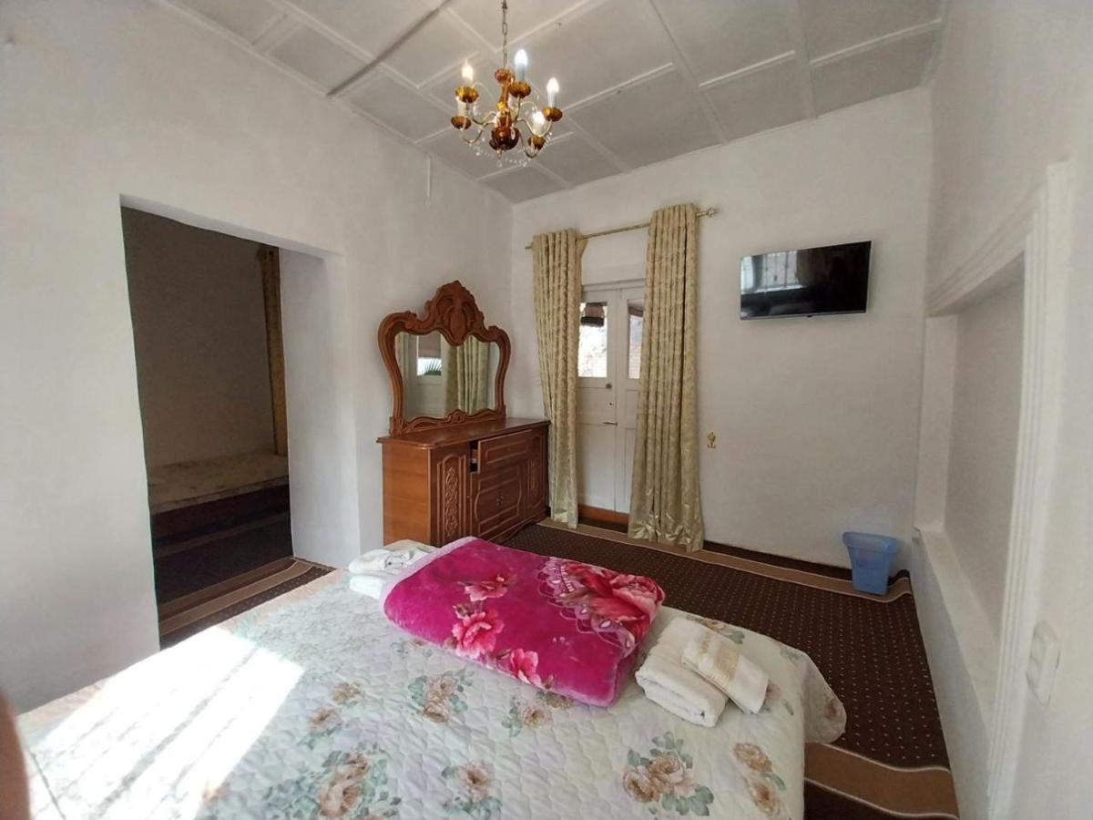 Fayz Guest House Samarkand Rom bilde